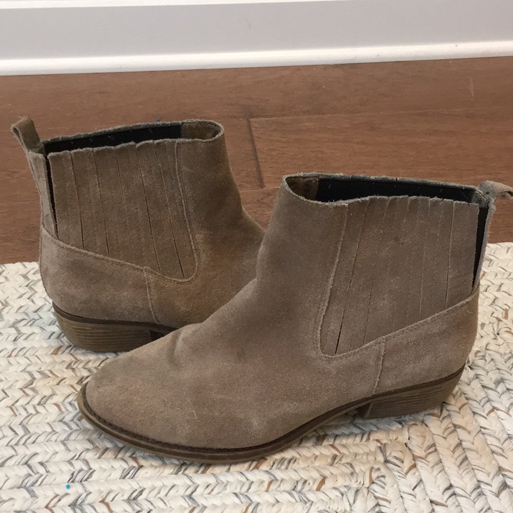 MTNG ORIGINALS gray suede ankle boots